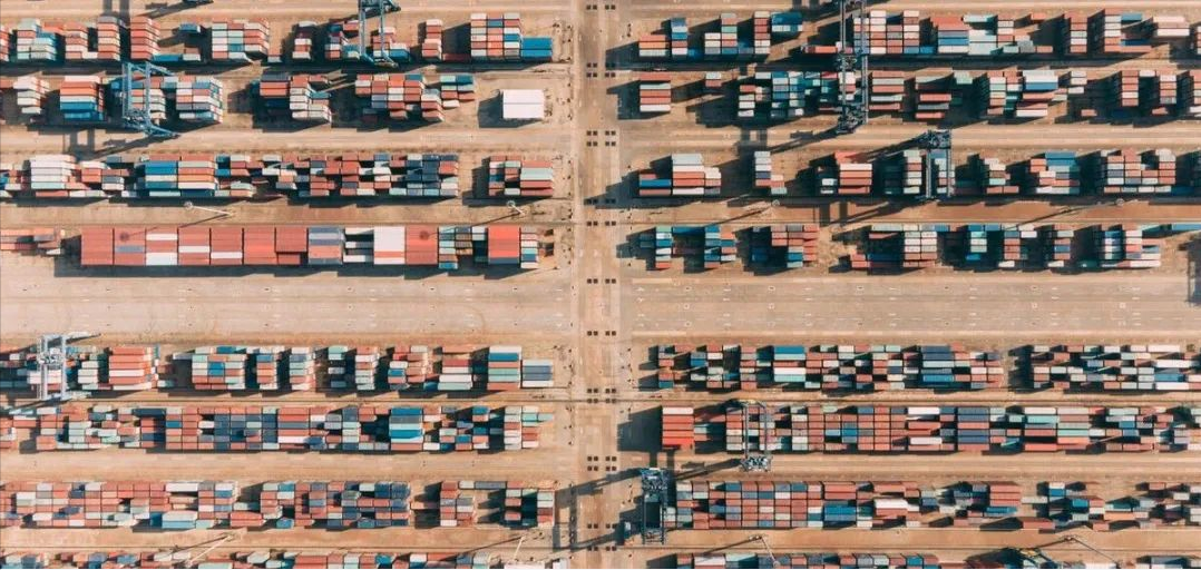 美國、英國、澳大利亞、馬來西亞等多國港口出現“死亡擁堵”！