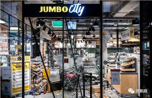 全球多國發生大騷亂，荷蘭、印度、澳大利亞、俄羅斯爆發抗議活動！