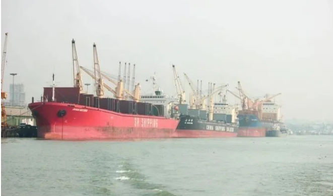 堆場的集裝箱量嚴重超載，吉大港進口整箱租金將提高一倍！