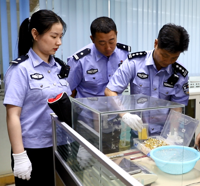 虛假出口智能產品騙取退稅1012.87萬,12名涉案人員被依法起訴!