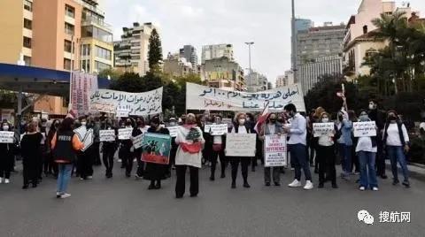 這個中東國家崩潰在即!本幣暴跌90%,港口爆炸案調查進展緩慢