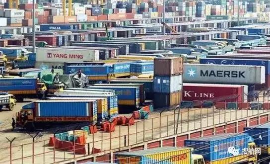 “天下第一堵”港口要求提走堆場這類貨物，擁堵加劇中轉至科倫坡要21天！