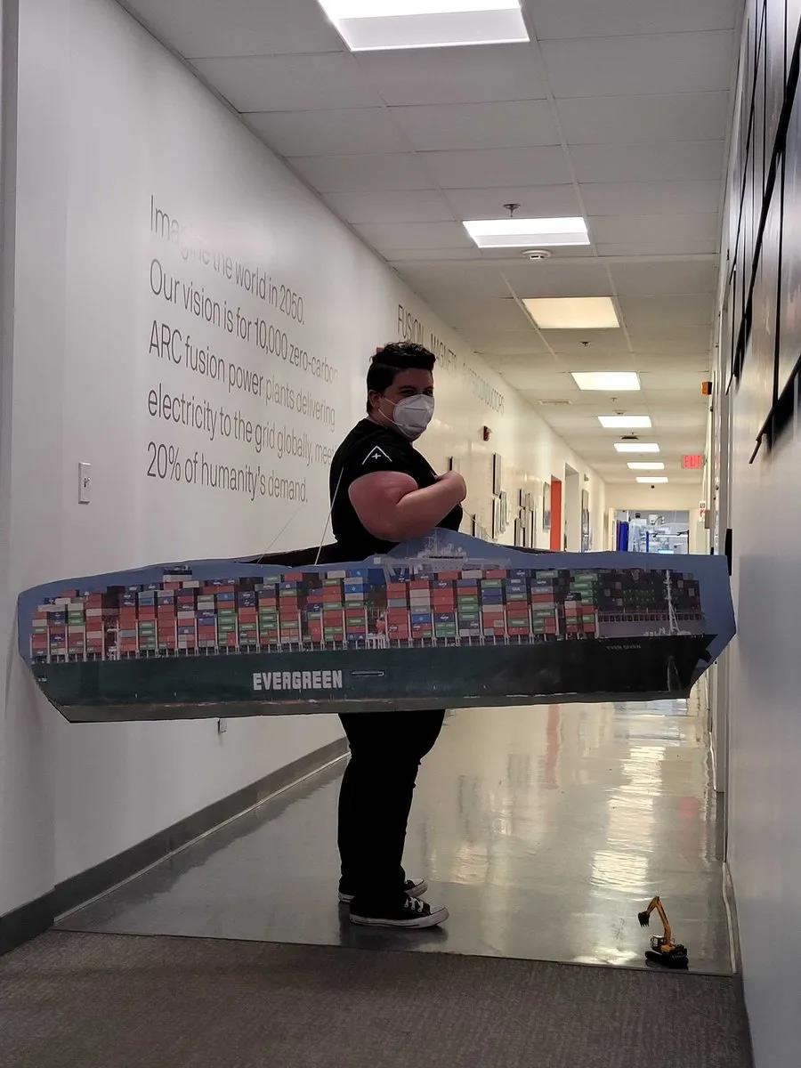 長賜號再回蘇伊士運河，網友評論更精彩 